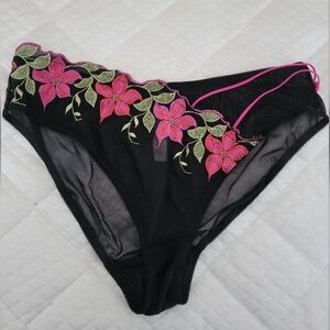 NWT Cacique Floral Panties